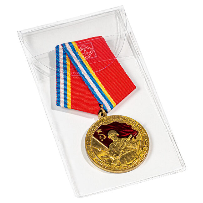 Protective pocket for medals up to 50x100 mm
