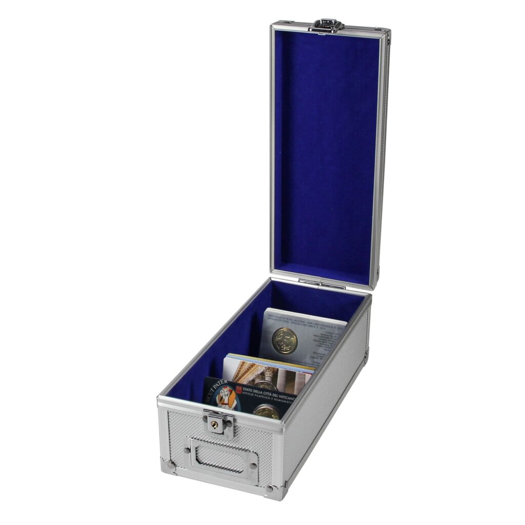 Aluminum case for coin cards